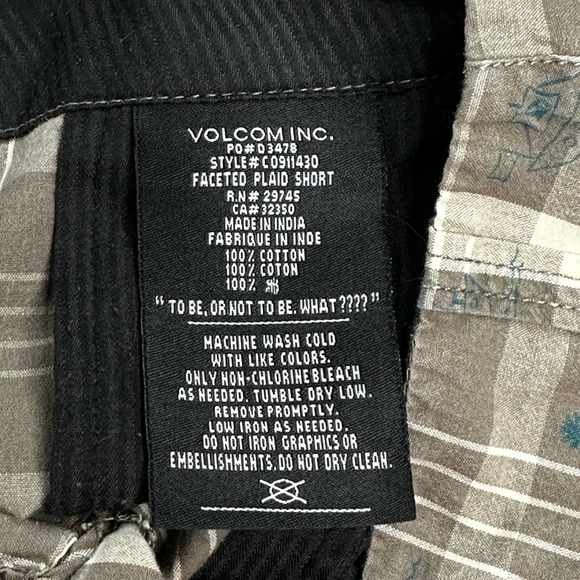 Volcom Boys Cotton Gray and White Plaid Shorts Size 12 With Little Designs - Picture 8 of 10